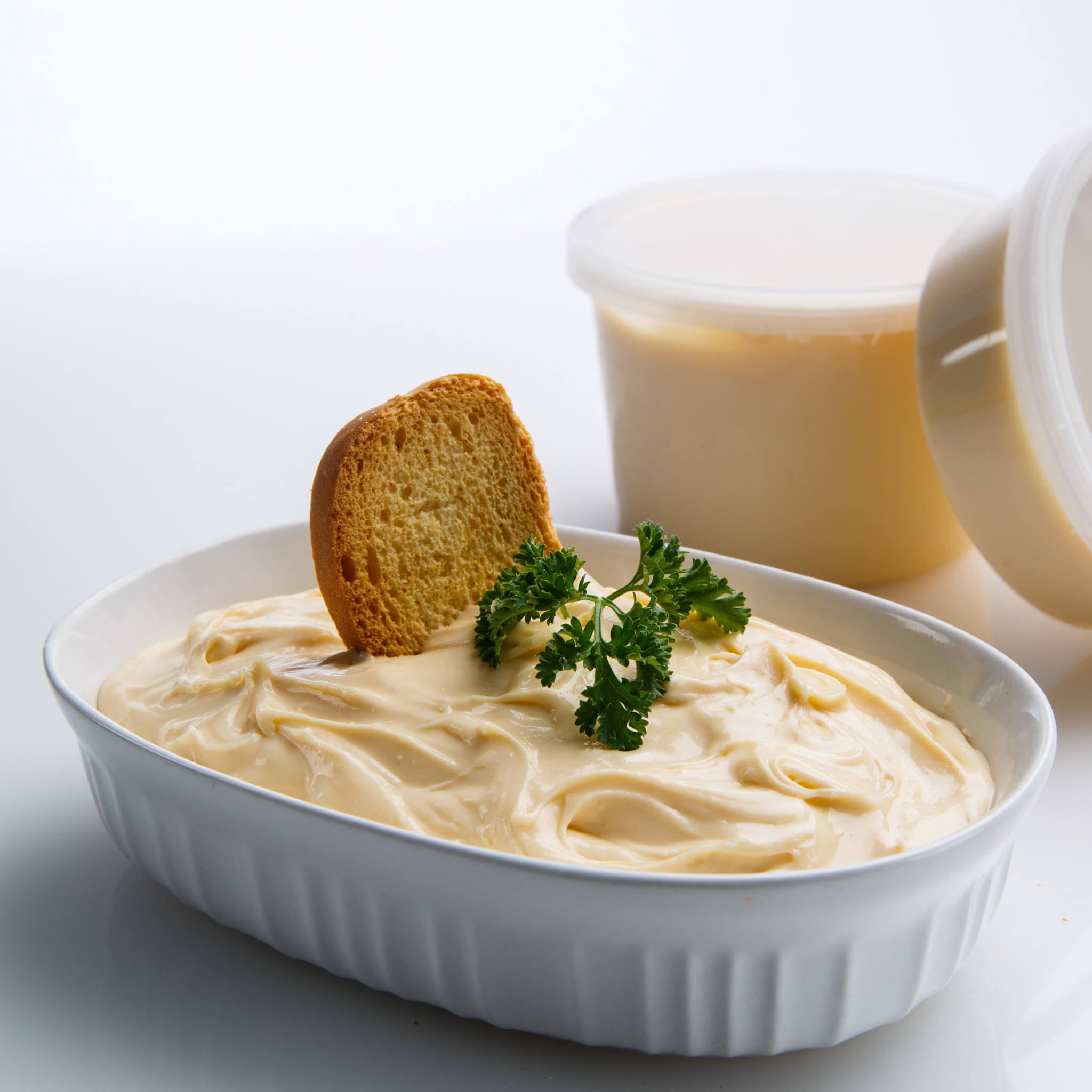 Horseradish Cheddar Cheese Spread, Renard's Cheese 