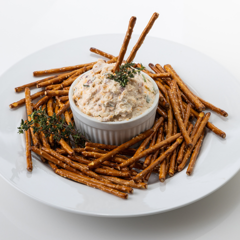 Sharp White Cheddar with Bacon Spread | Grab & Go