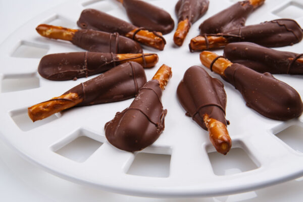 Mini Pretzels Dipped in Chocolate - Sister Sweets -0